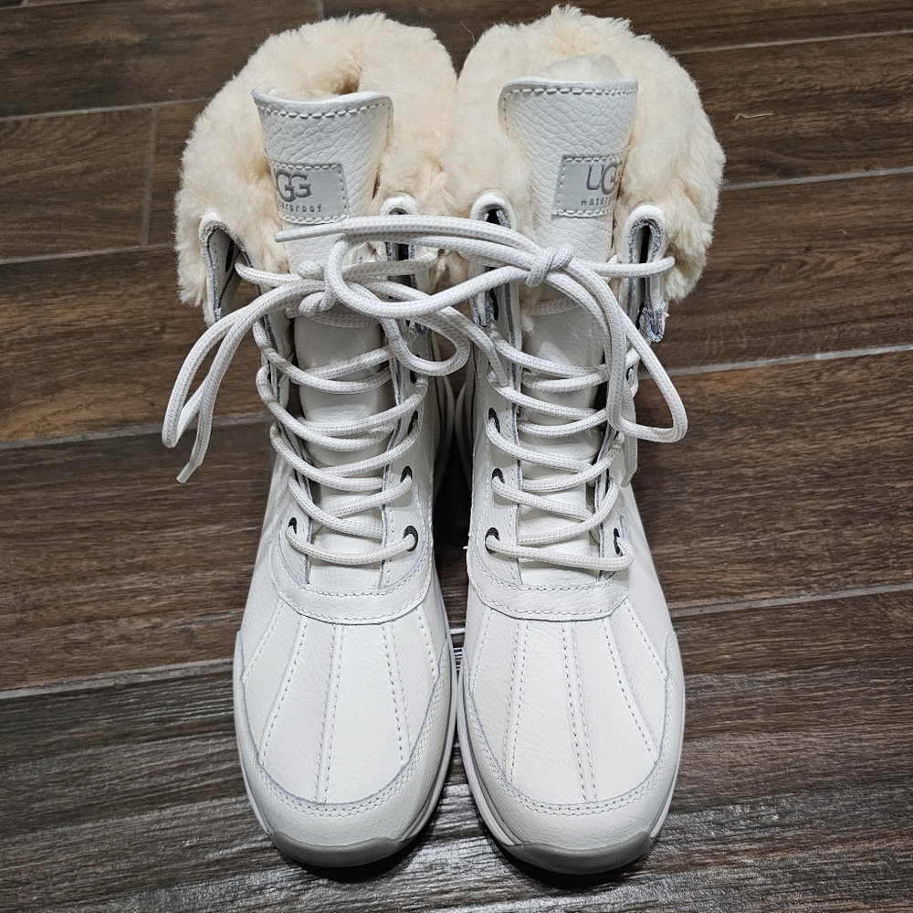 Ugg Adirondack III Quilt Boots Women's 9 Bright White/Gray - Picture 8 of 13
